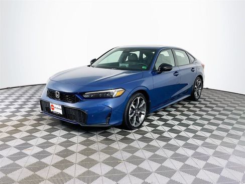 Certified 2025 Honda Civic Sport Touring image 3