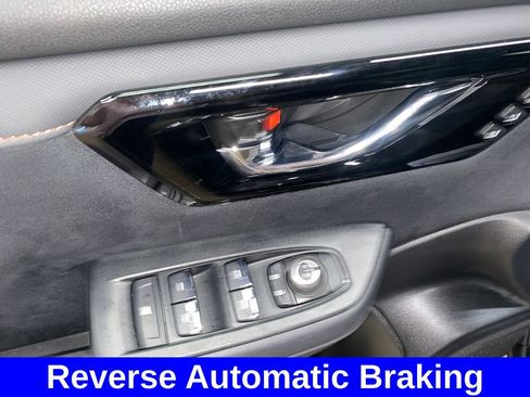 Certified 2025 Subaru Forester Touring AWD/4WD image 11