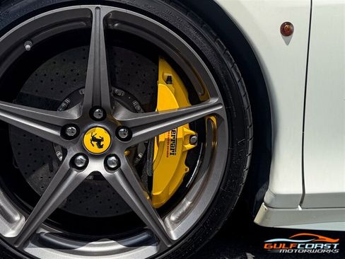 Used 2015 Ferrari 458 Spider RWD image 40
