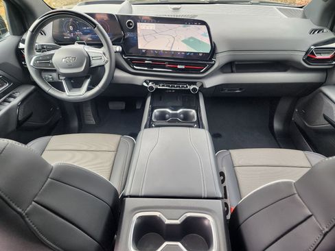 Used 2026 Chevrolet Silverado EV Trail Boss image 20