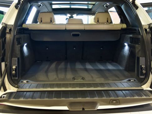 Used 2022 BMW X5 xDrive40i w/ Premium Package AWD/4WD image 22