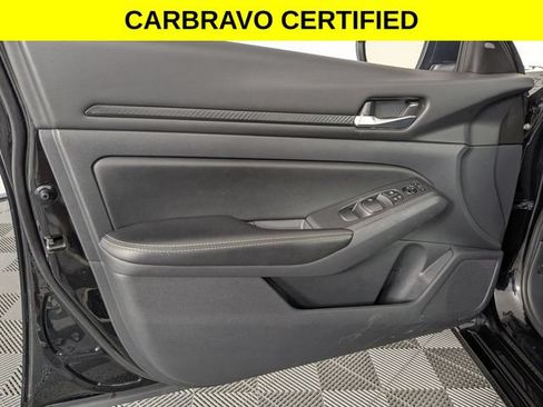 Used 2025 Nissan Altima 2.5 SV FWD image 10