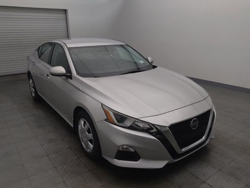 Used 2019 Nissan Altima 2.5 S FWD image 13