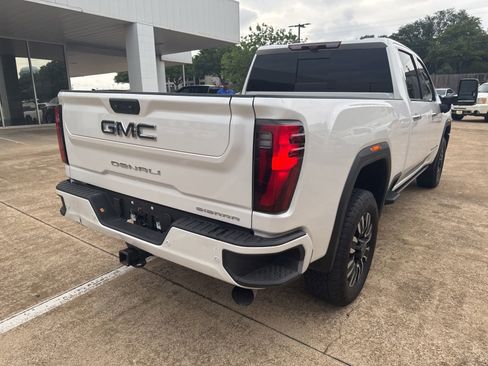 Used 2025 GMC Sierra 2500 Denali Ultimate w/ Max Trailering Package AWD/4WD image 7