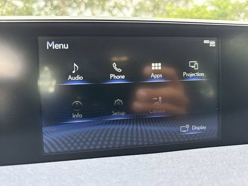 Used 2019 Lexus UX 250h w/ Premium Package AWD/4WD image 18