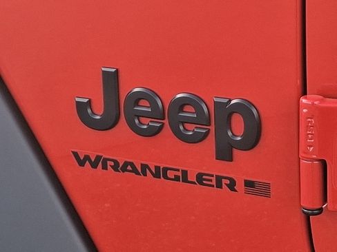 Used 2025 Jeep Wrangler Unlimited Sport image 29