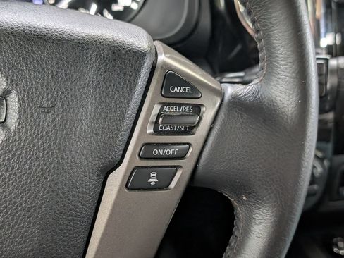 Used 2022 Nissan Titan Platinum Reserve w/ Moonroof Package AWD/4WD image 28
