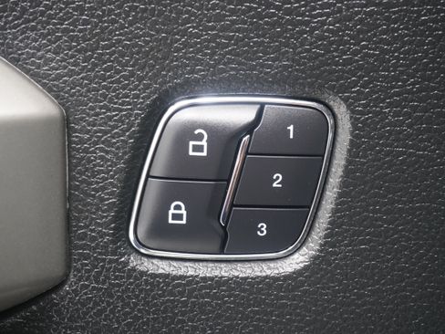 Used 2016 Ford F150 Lariat AWD/4WD image 17