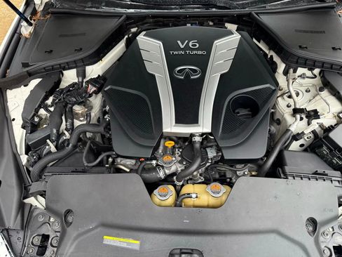 Used 2016 INFINITI Q50 3.0t Premium w/ Driver Assistance Package image 23