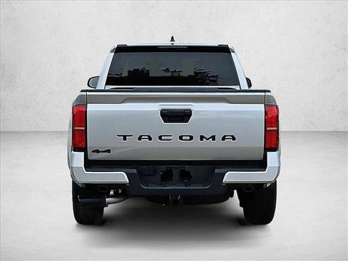 Used 2025 Toyota Tacoma SR5 AWD/4WD image 6