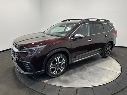 Used 2023 Subaru Ascent Touring AWD/4WD image 4