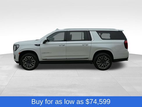 Used 2023 GMC Yukon XL Denali Ultimate w/ LPO, Floor Liner Package AWD/4WD image 8