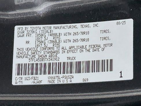 Used 2026 Toyota Tundra SR5 w/ SR5 Convenience Package AWD/4WD image 28