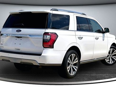 Used 2020 Ford Expedition Limited w/ Equipment Group 302A AWD/4WD image 6