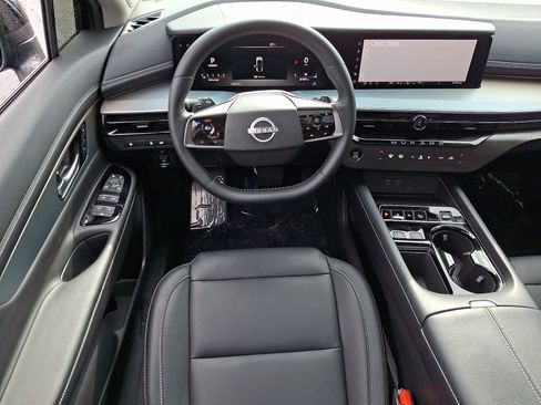 Certified 2025 Nissan Murano SL image 11