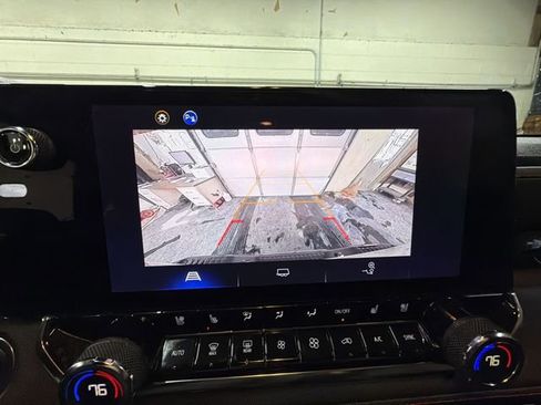 Certified 2023 Chevrolet Colorado Z71 w/ Z71 Convenience Package 2 image 16