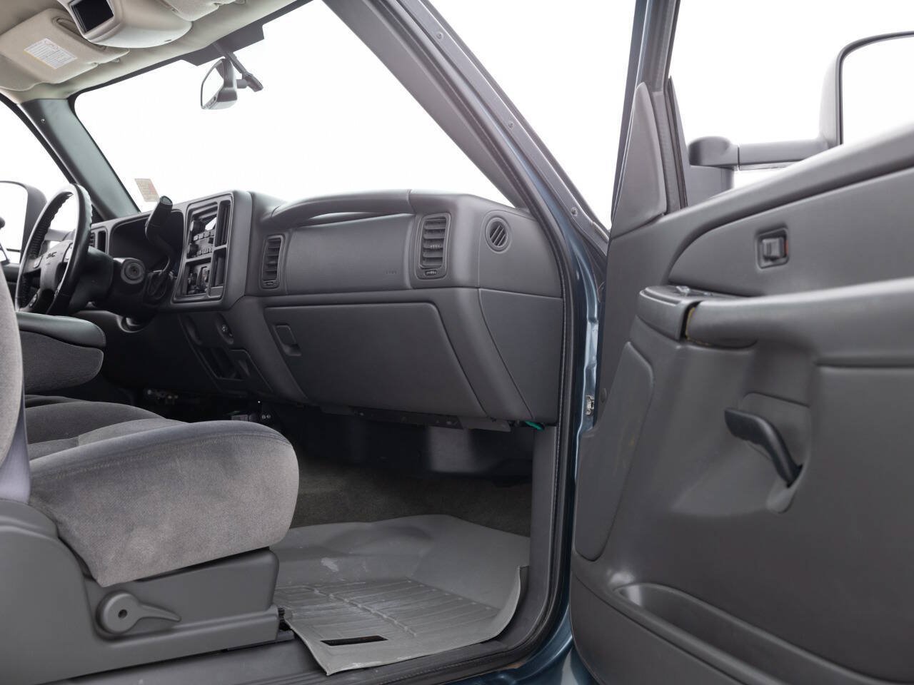 Used 2007 GMC Sierra 3500 2WD Crew Cab image 32