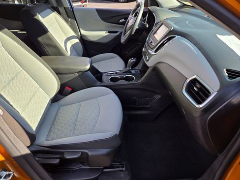 Used 2018 Chevrolet Equinox LT image 15