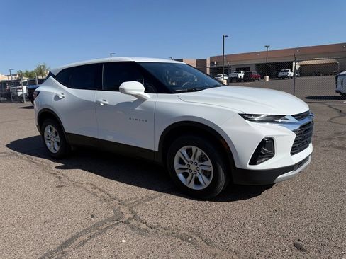 Used 2022 Chevrolet Blazer LT FWD image 3
