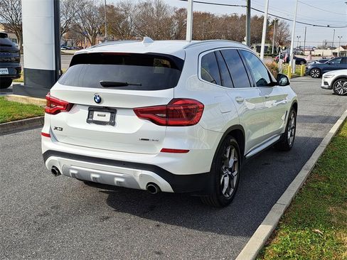Used 2021 BMW X3 xDrive30i w/ Premium Package image 3