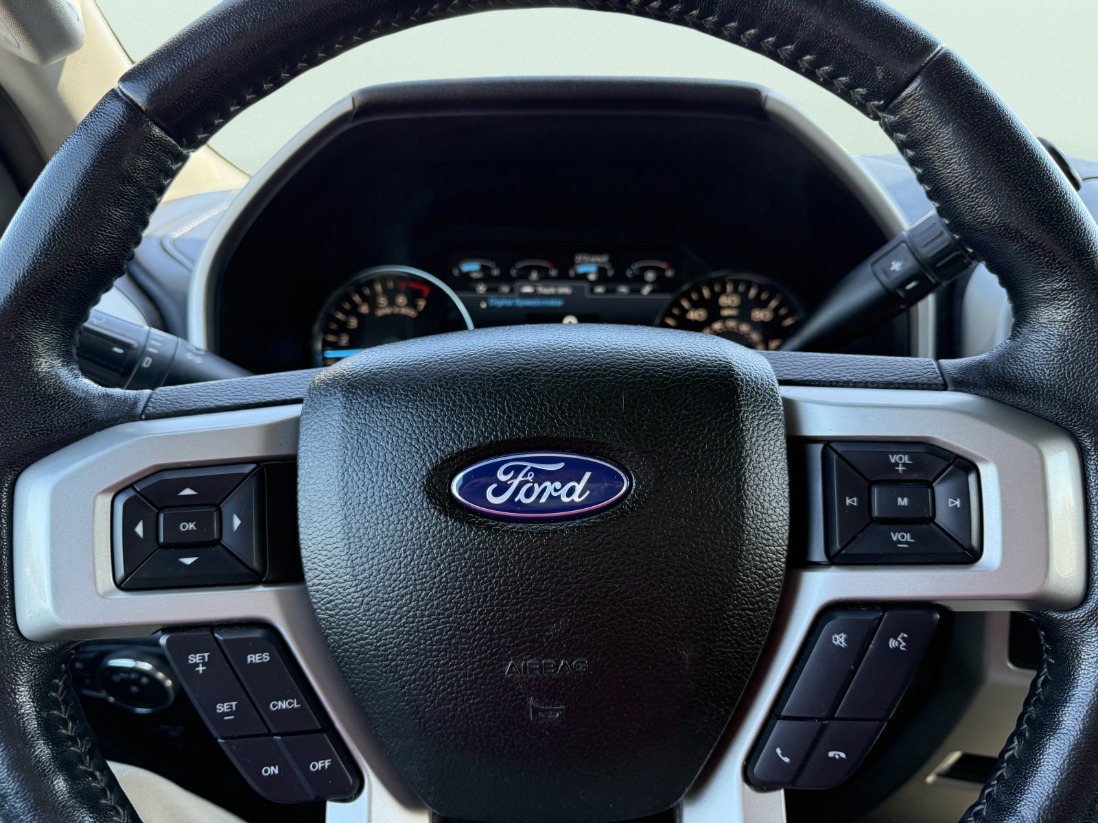 Used 2018 Ford F150 Lariat AWD/4WD image 21