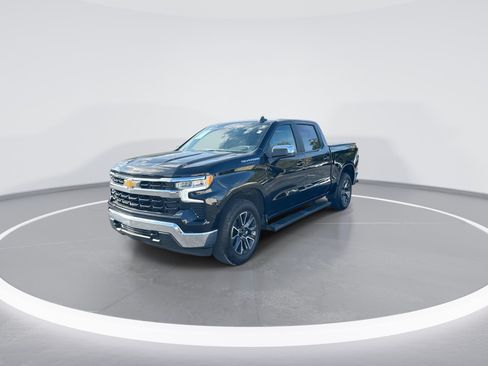 Used 2022 Chevrolet Silverado 1500 LT w/ Protection Package AWD/4WD image 5