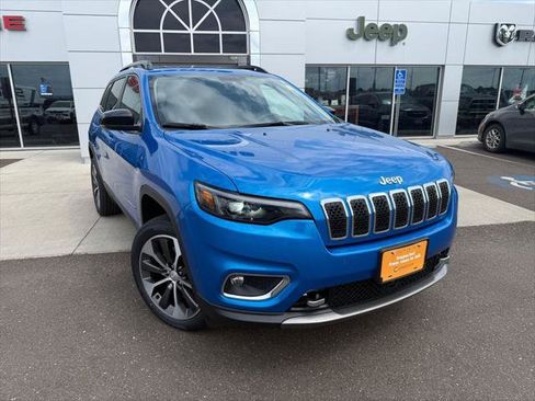 Certified 2022 Jeep Cherokee Limited w/ Elite Package AWD/4WD image 1