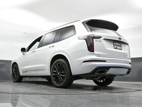 Used 2023 Cadillac XT6 Sport AWD/4WD image 47