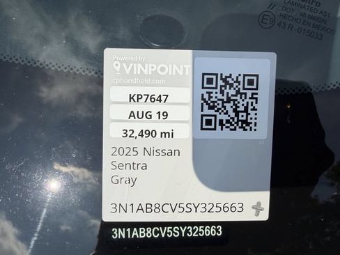 Used 2025 Nissan Sentra SV FWD image 39