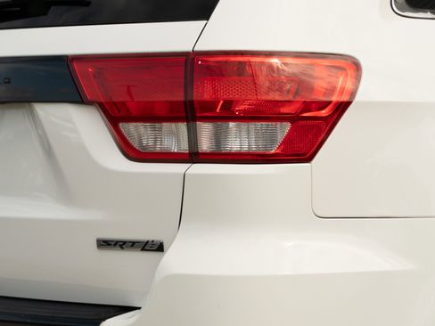 Used 2013 Jeep Grand Cherokee SRT8 AWD/4WD image 27