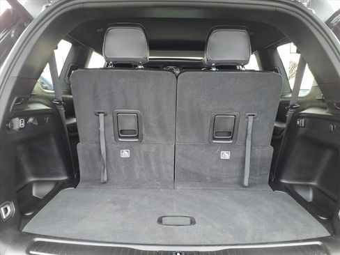 Certified 2024 Jeep Grand Cherokee L Altitude image 8