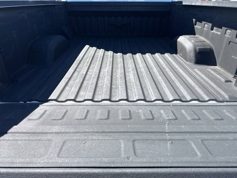 Used 2024 Chevrolet Silverado 2500 LT image 12