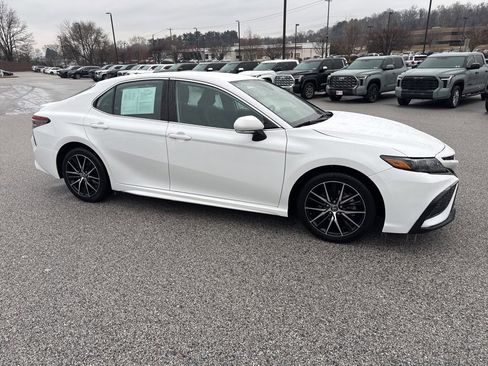 Certified 2024 Toyota Camry SE image 2