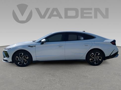 New 2025 Hyundai Sonata SEL image 4