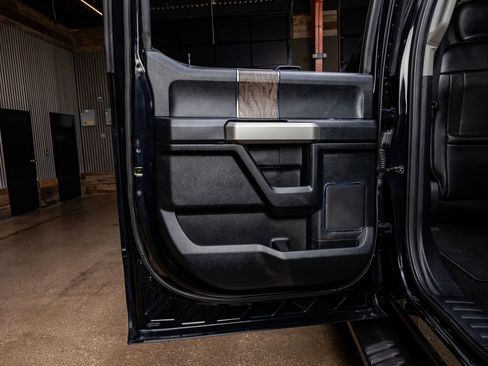 Used 2019 Ford F250 Lariat image 37