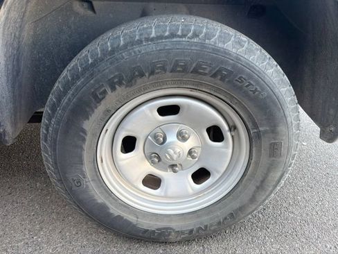 Used 2017 RAM 1500 Tradesman w/ Popular Equipment Group RWD image 10