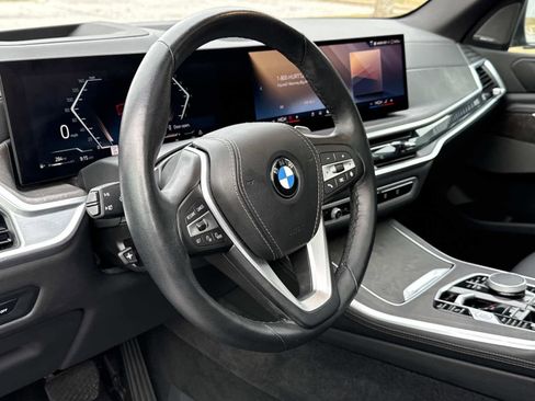 Used 2025 BMW X5 xDrive40i w/ Premium Package image 2