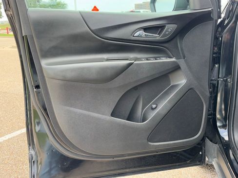 Used 2024 Chevrolet Equinox LT AWD/4WD image 28