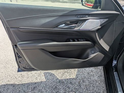 Used 2021 Cadillac CT4 Premium Luxury image 14