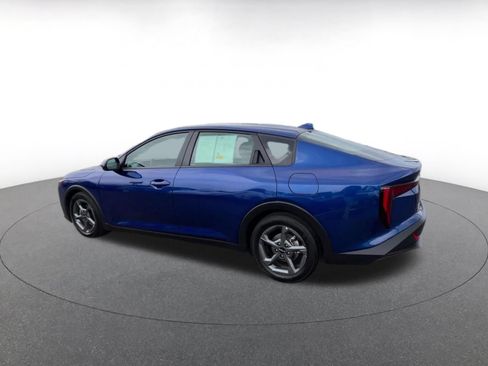 Used 2025 Kia K4 FWD image 8