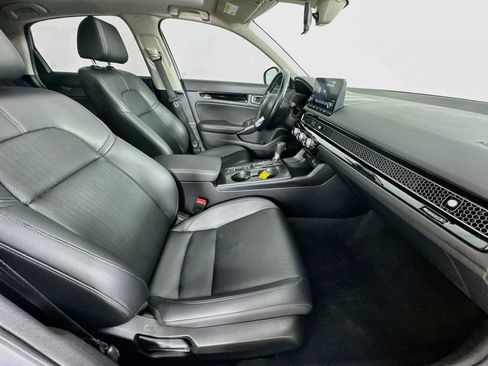Used 2024 Honda Civic EX-L image 32