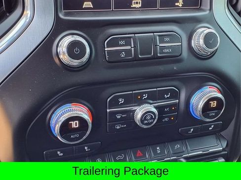 Used 2021 GMC Sierra 1500 SLT AWD/4WD image 13
