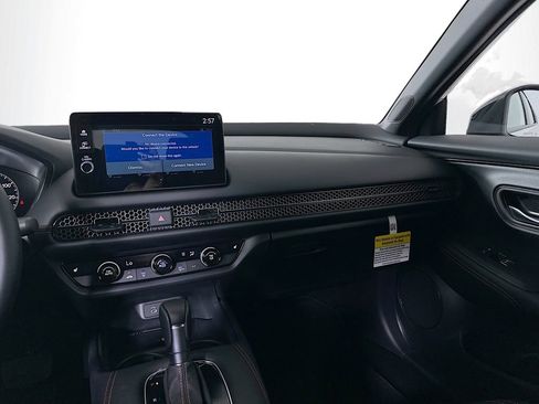 Certified 2026 Honda HR-V Sport image 20