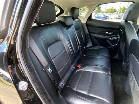 Used 2018 Jaguar E-PACE SE image 38
