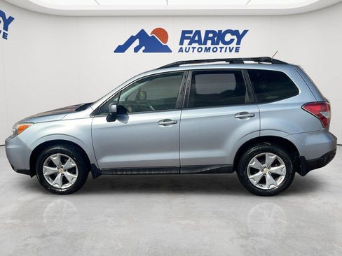Used 2015 Subaru Forester 2.5i Premium AWD/4WD image 9