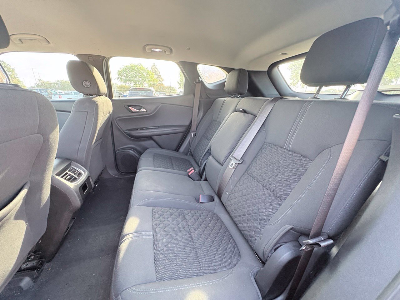 Used 2022 Chevrolet Blazer LT FWD image 7