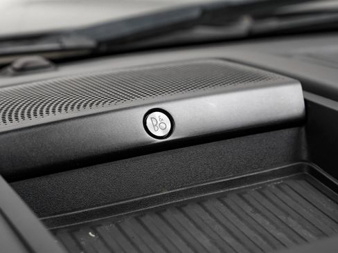 Used 2019 Ford Expedition Limited w/ Cargo Package image 35