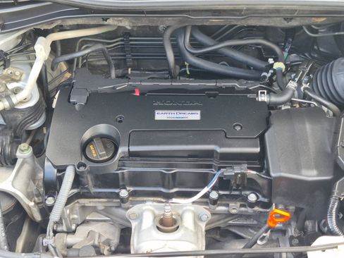 Used 2016 Honda CR-V LX image 12