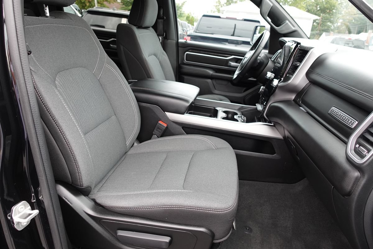 Used 2023 RAM 1500 Big Horn AWD/4WD image 36