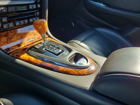 Used 2008 Jaguar XJ8 L RWD image 29